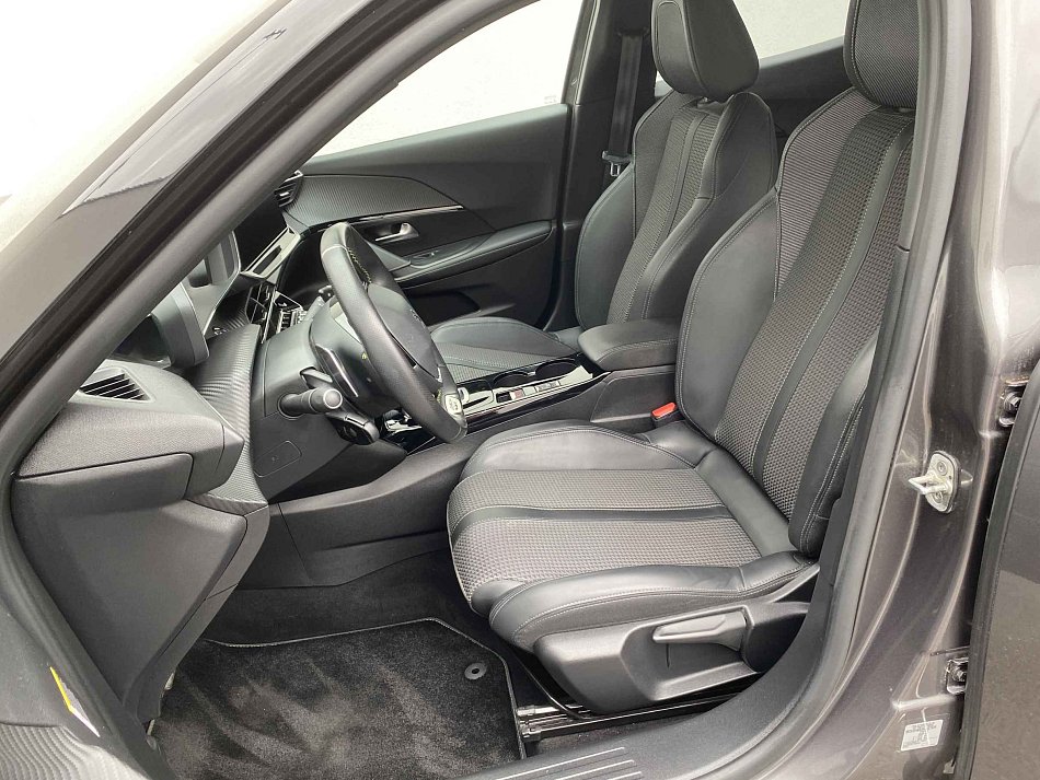 Peugeot 2008 1.2 PT GT