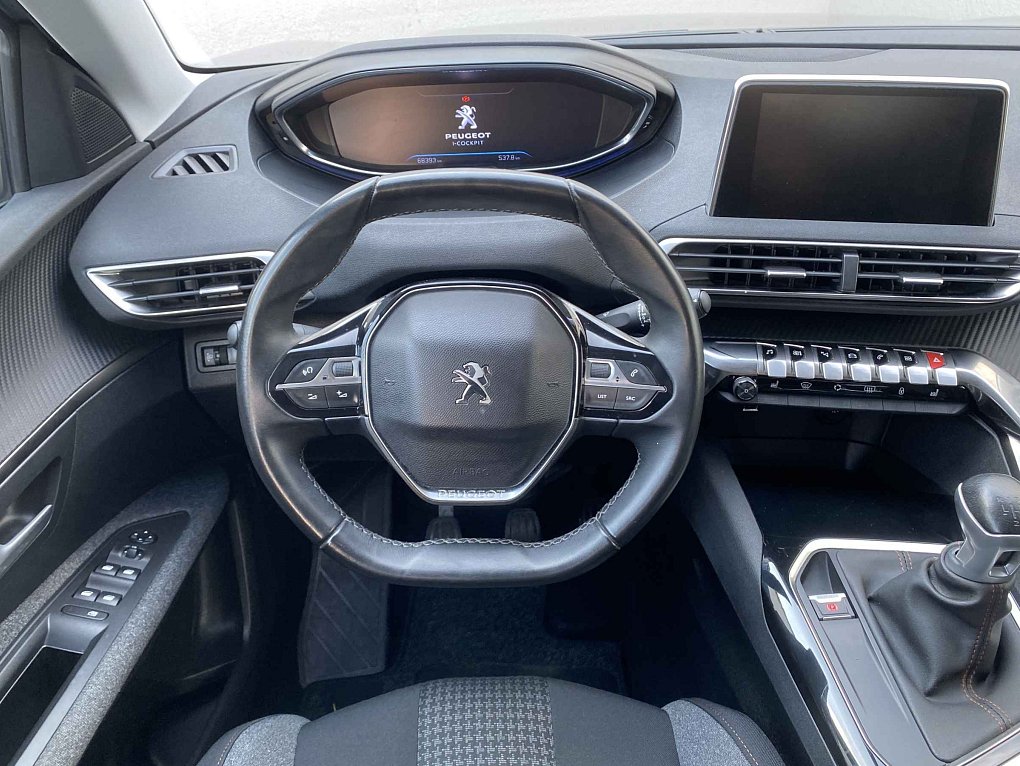 Peugeot 3008 1.2PT Active