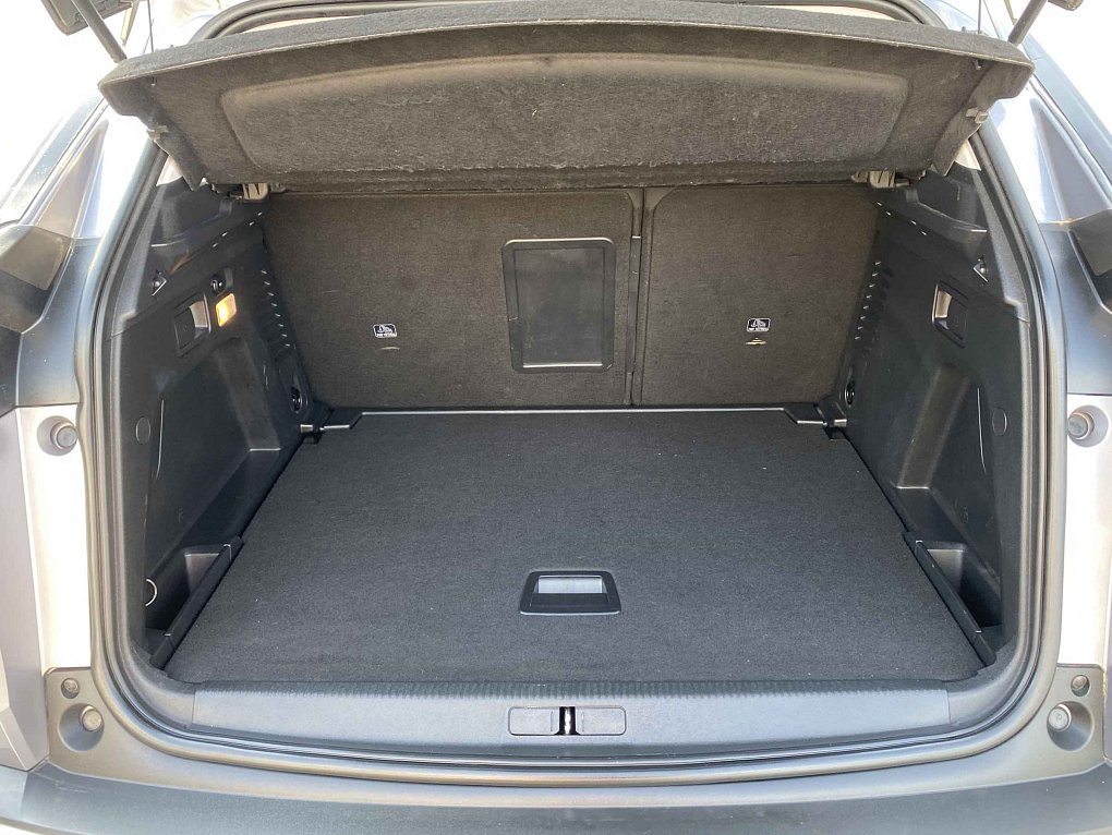 Peugeot 3008 1.2PT Active