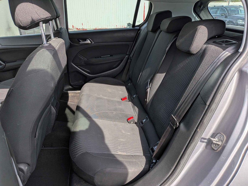 Peugeot 308 1.2PT 