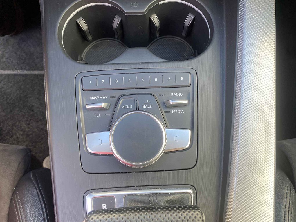 Audi A4 2.0 TDi 