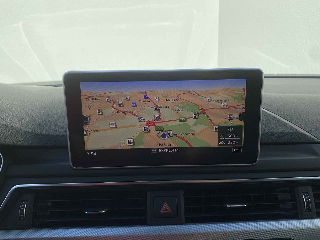 Audi A4 2.0 TDi 