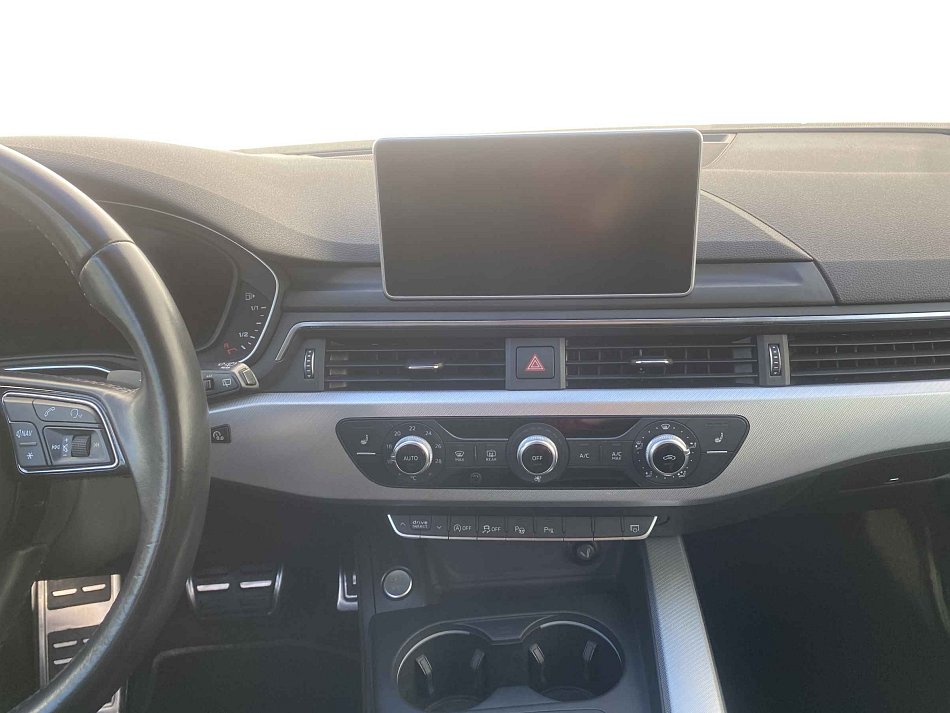 Audi A4 2.0 TDi 