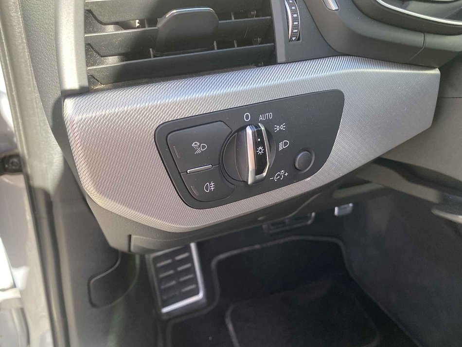 Audi A4 2.0 TDi 