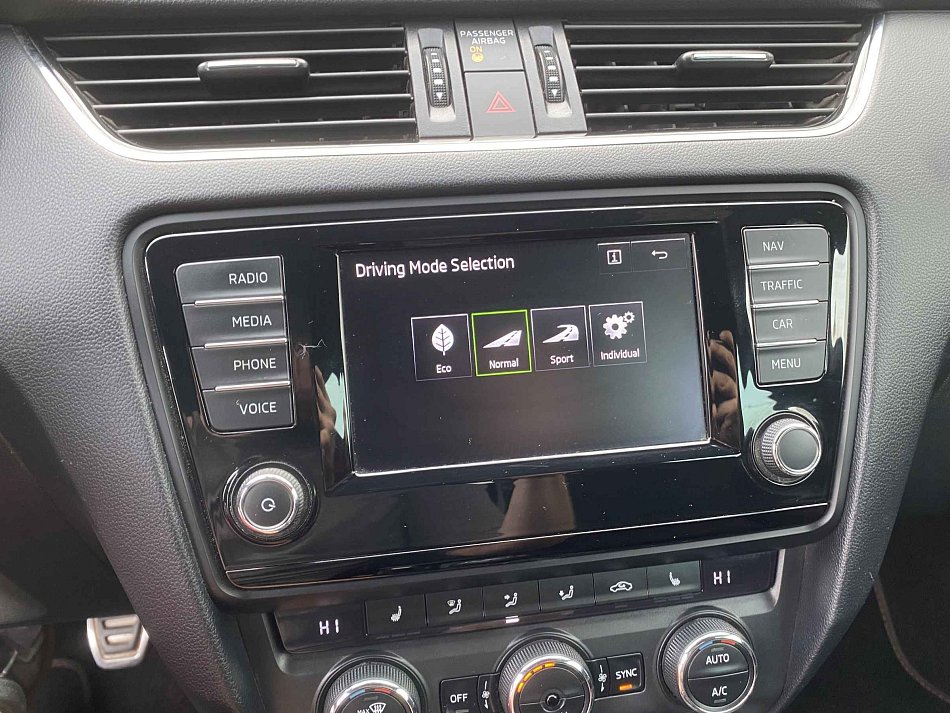 Škoda Octavia III 2.0 TDi RS Challange