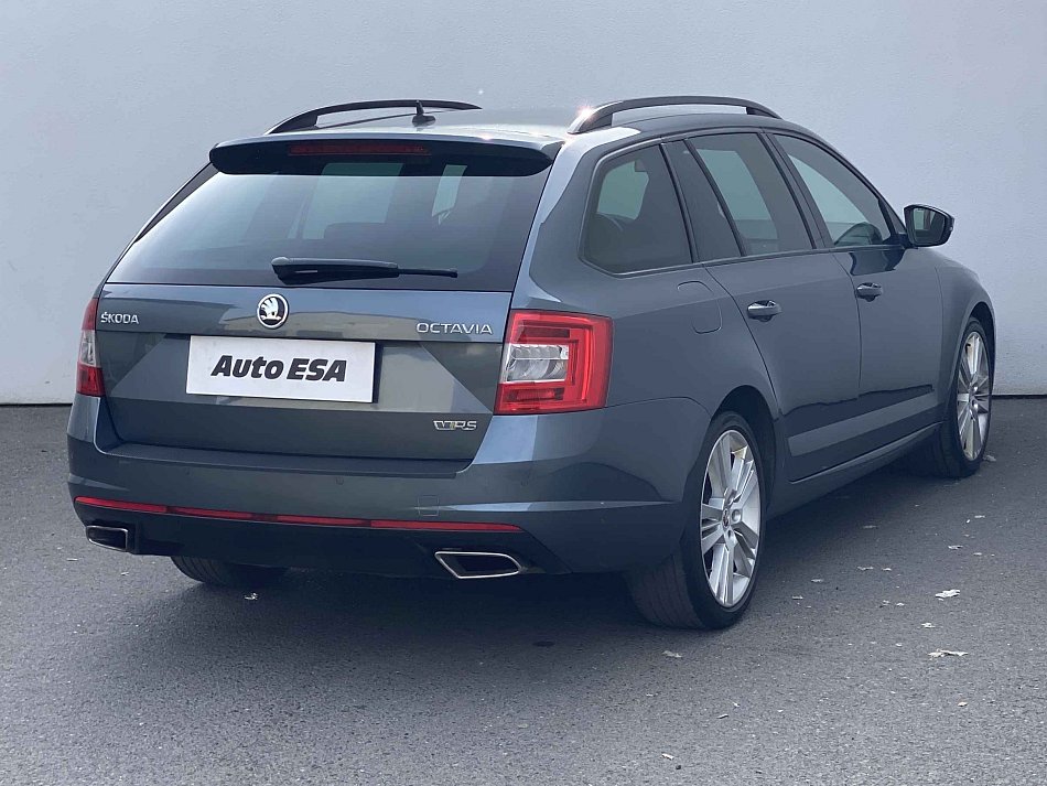 Škoda Octavia III 2.0 TDi RS Challange
