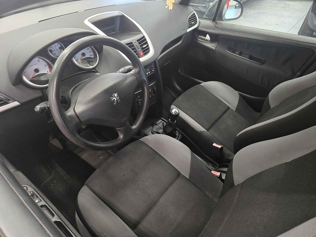 Peugeot 207 1.6HDi 