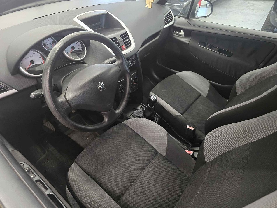 Peugeot 207 1.6HDi 