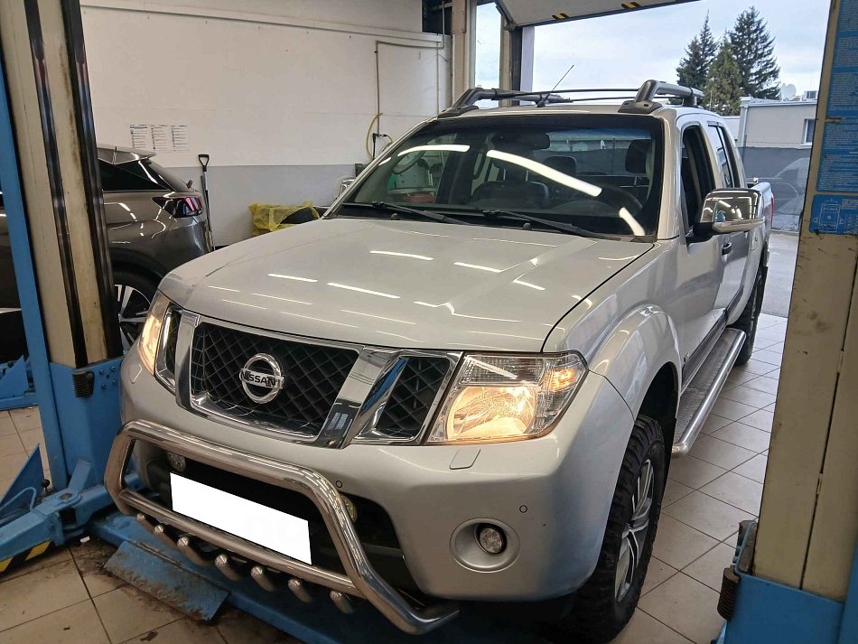 Nissan Navara 3.0 dCi  4x4
