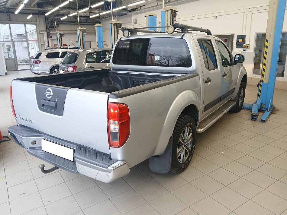 Nissan Navara 3.0 dCi  4x4