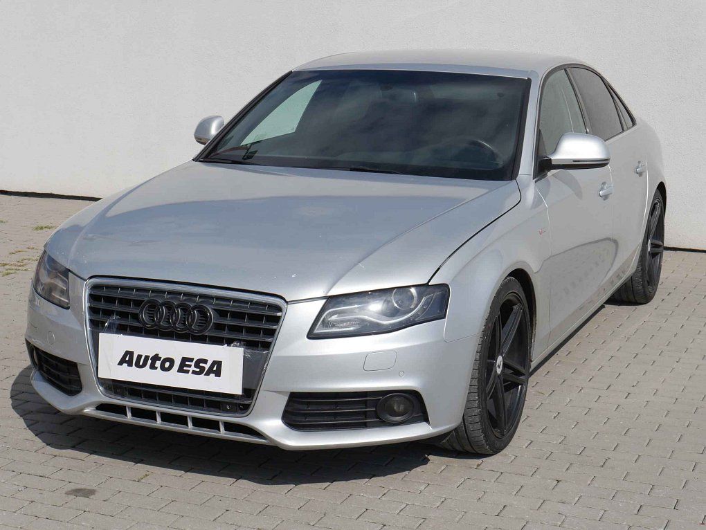 Audi A4 3.2 FSi S-line Quattro