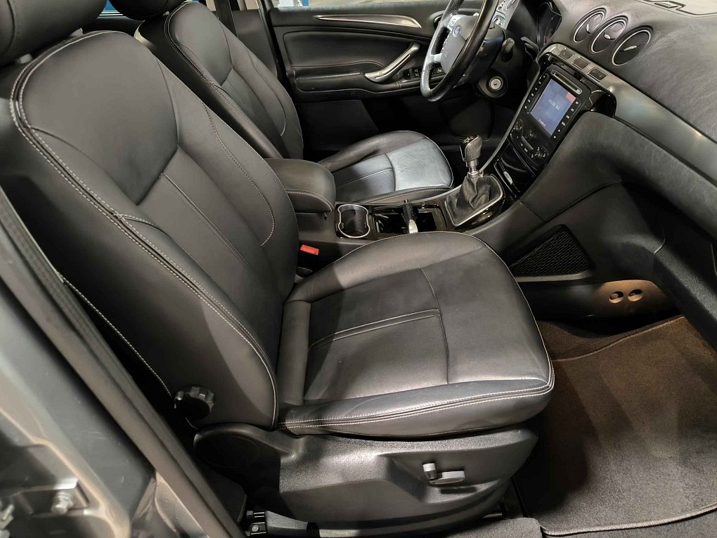 Ford S-MAX 2.0 TDCi Titanium