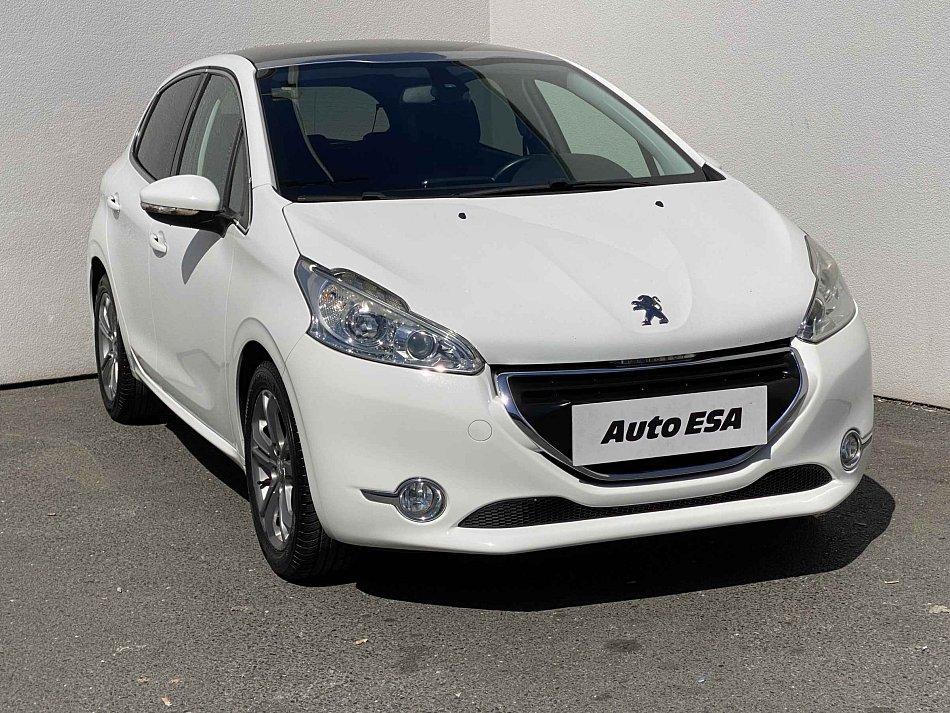 Peugeot 208 1.2 PT Allure
