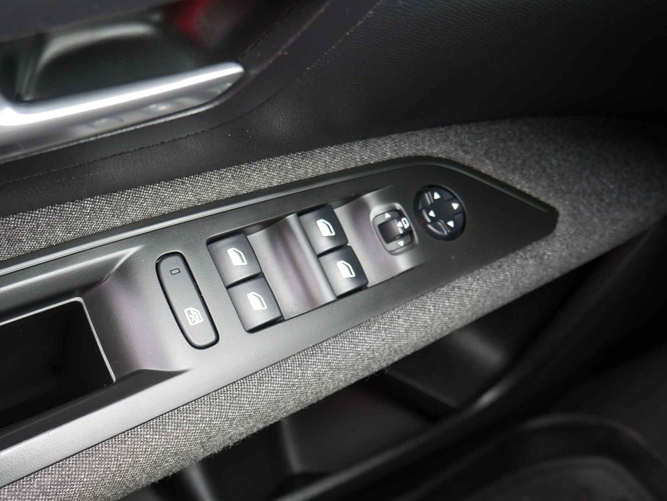 Peugeot 3008 1.6HDi 