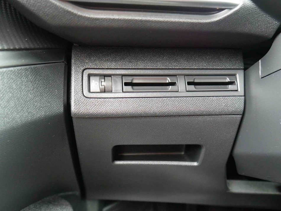 Peugeot 3008 1.6HDi 