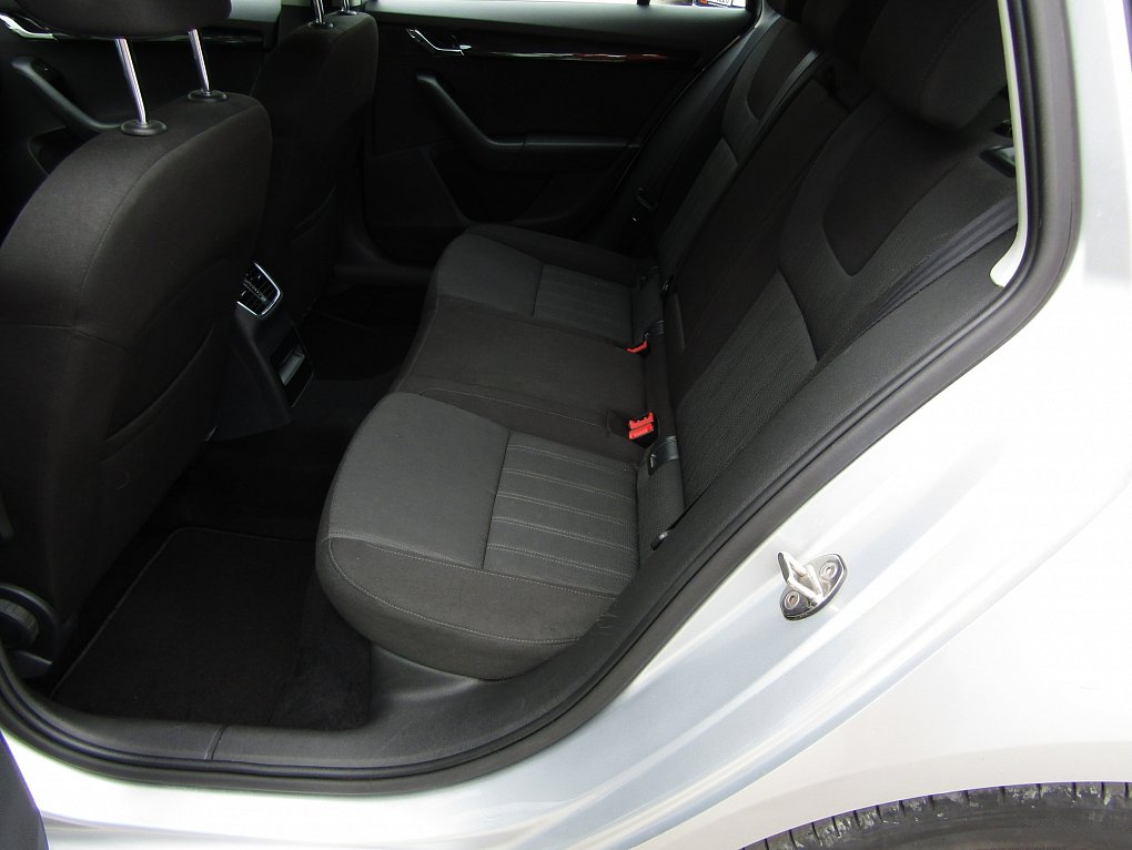 Škoda Octavia III 1.4 G-Tec Style