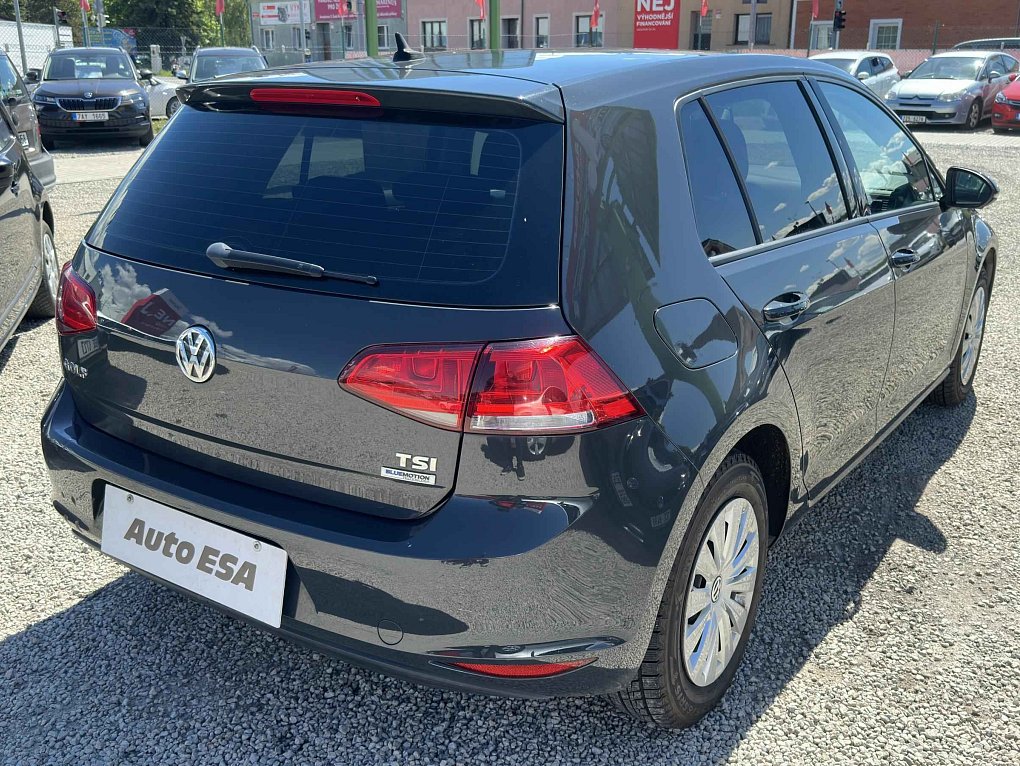 Volkswagen Golf 1.2 TSi 