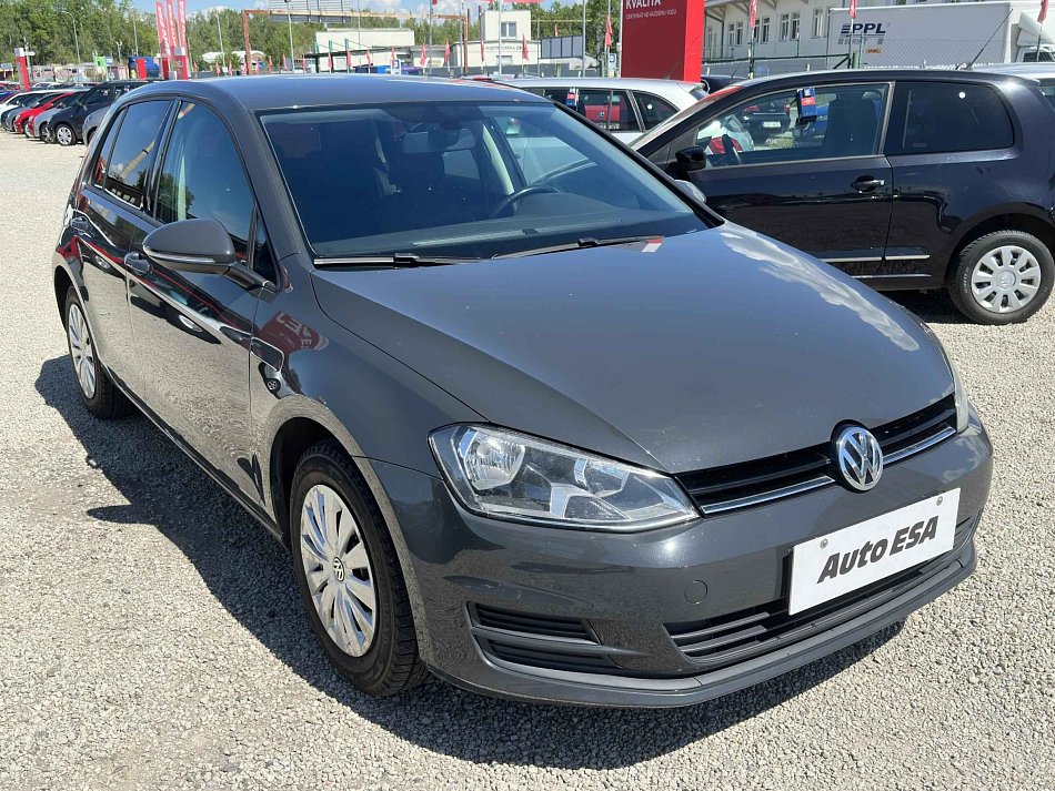 Volkswagen Golf 1.2 TSi 