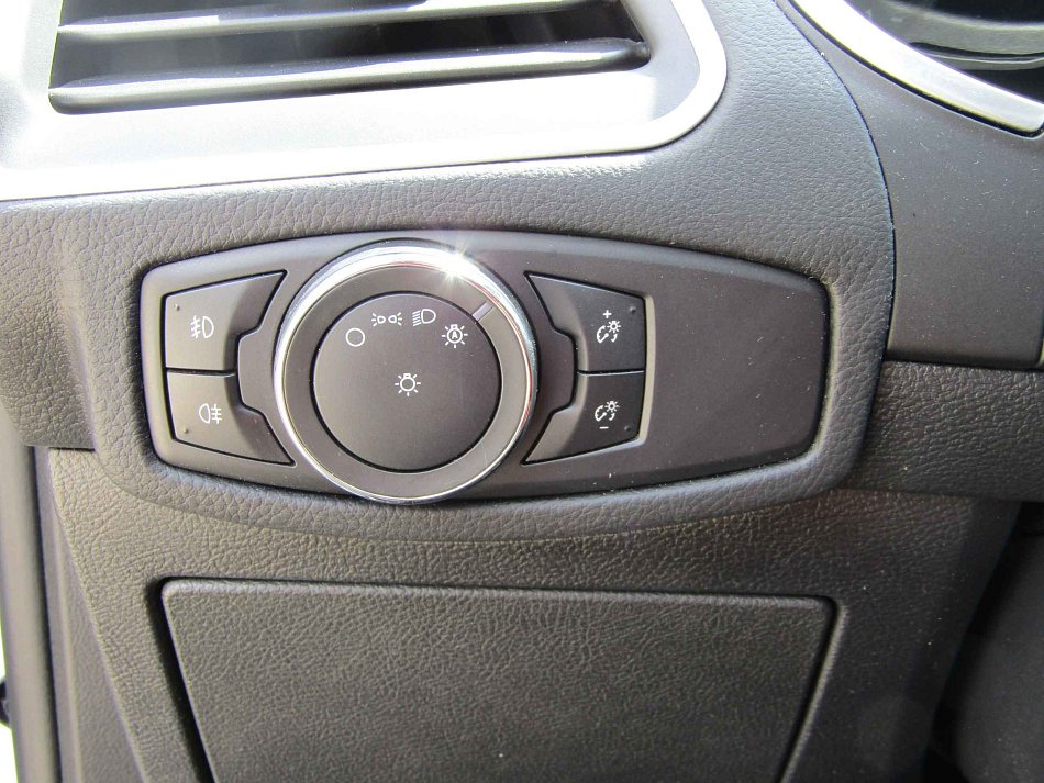 Ford S-MAX 2.0 TDCi 