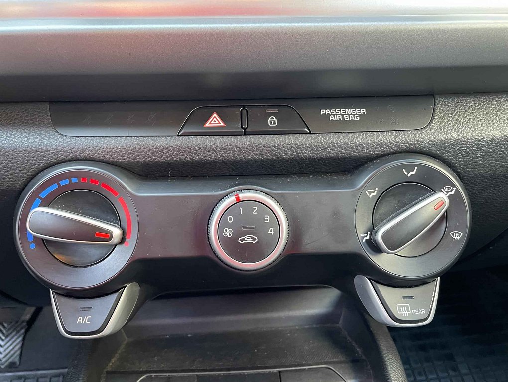 Kia Rio 1.2i 
