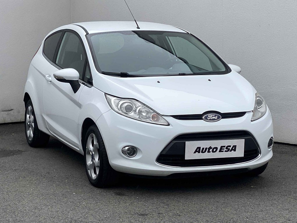 Ford Fiesta 1.4i Titanium