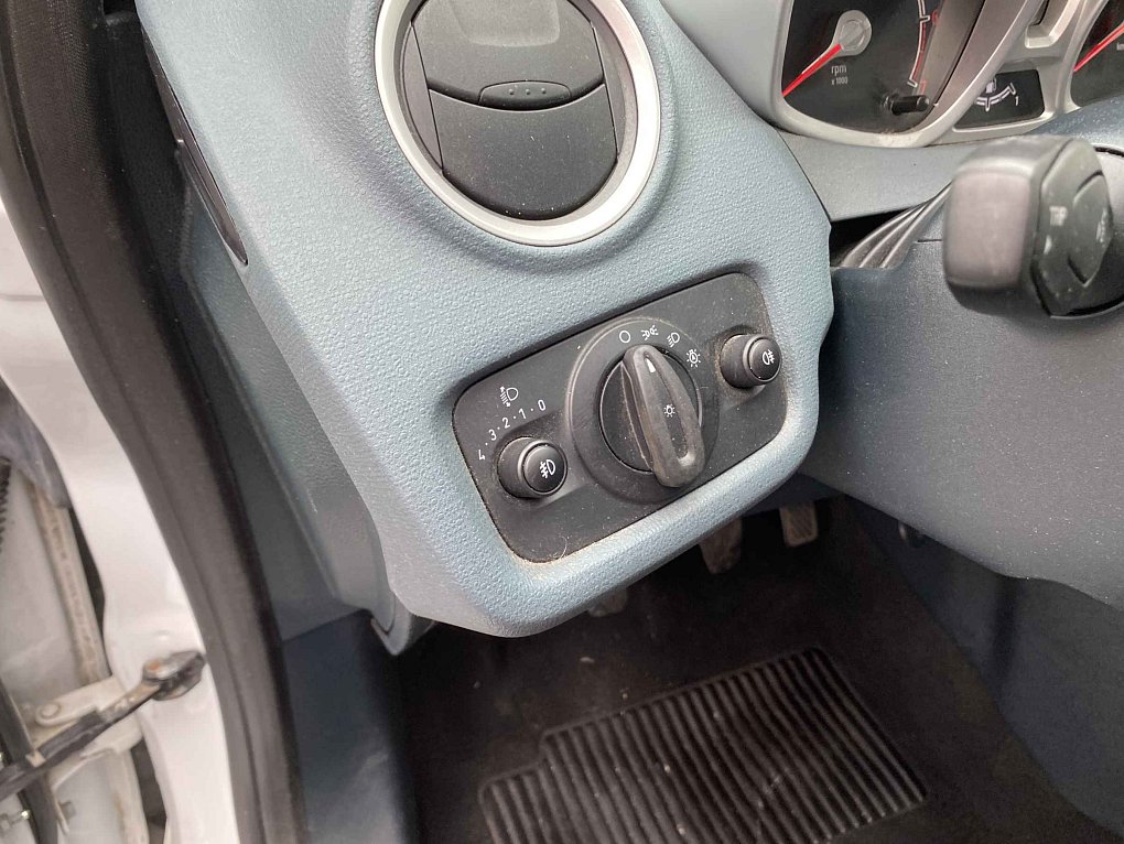 Ford Fiesta 1.4i Titanium