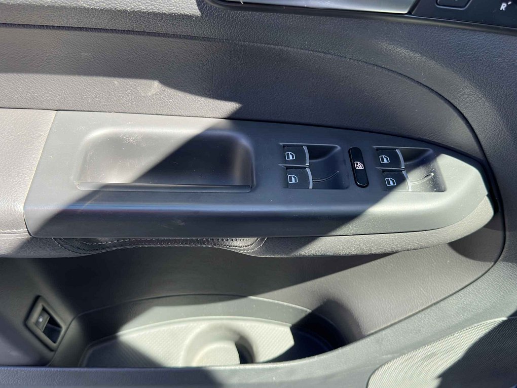 Volkswagen Touran 2.0 TDi 