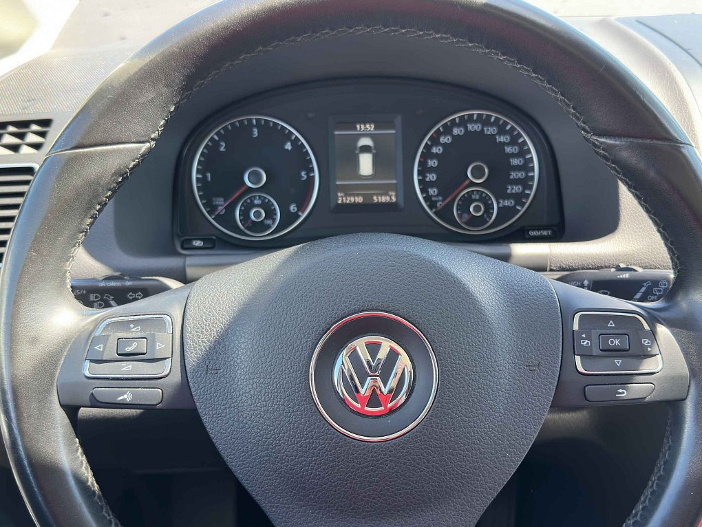 Volkswagen Touran 2.0 TDi 