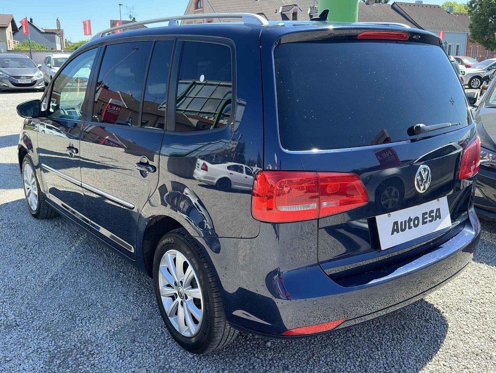 Volkswagen Touran 2.0 TDi 
