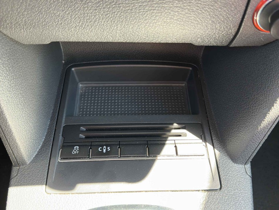 Volkswagen Touran 2.0 TDi 