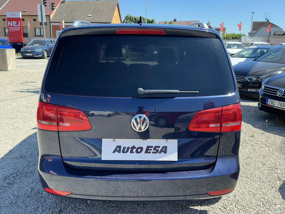 Volkswagen Touran 2.0 TDi 
