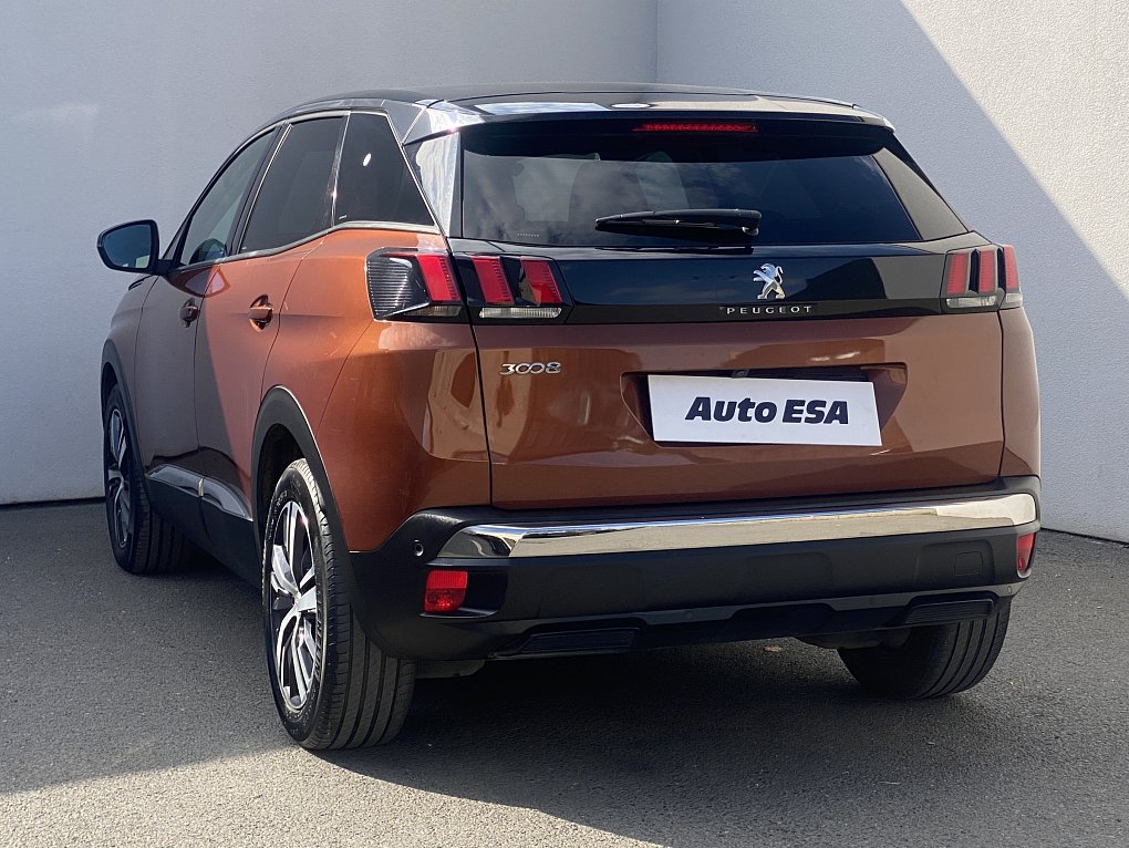 Peugeot 3008 1.2 PT Allure