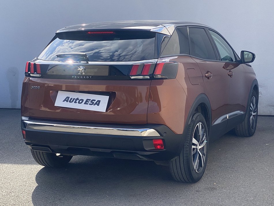 Peugeot 3008 1.2 PT Allure