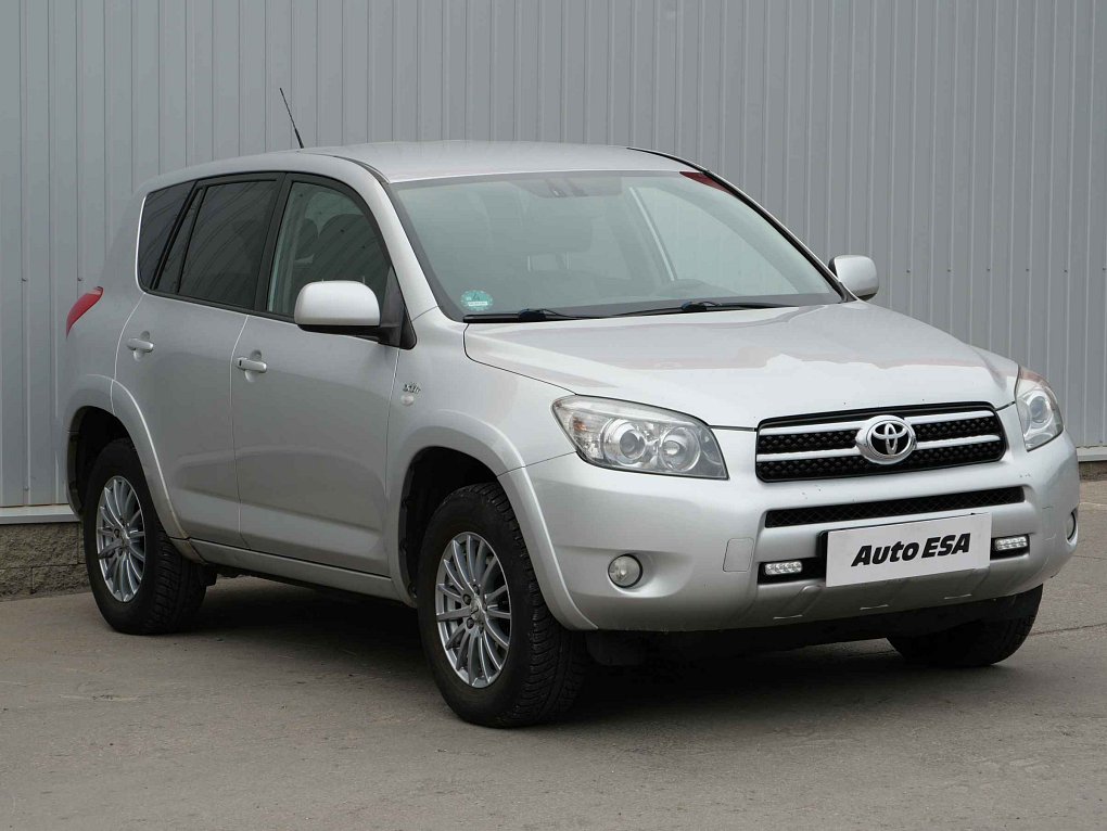 Toyota RAV4 2.2 D-CAT  4x4