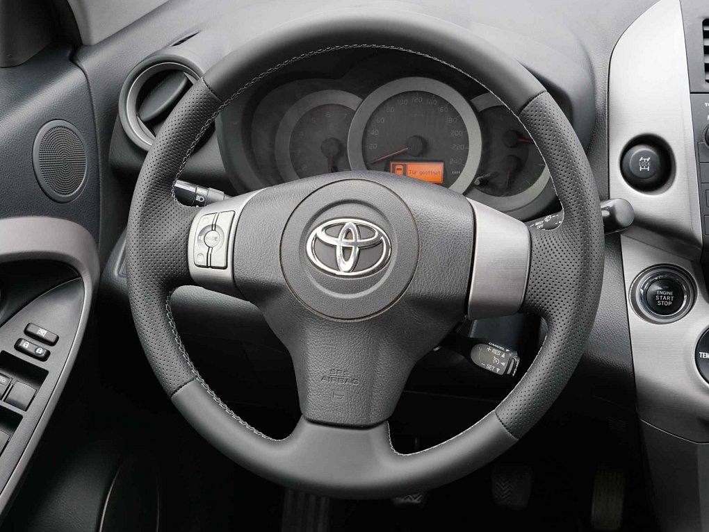 Toyota RAV4 2.2 D-CAT  4x4