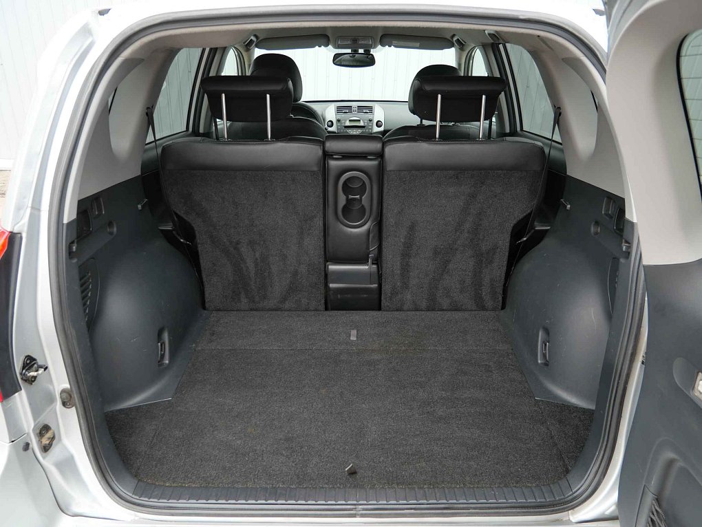 Toyota RAV4 2.2 D-CAT  4x4