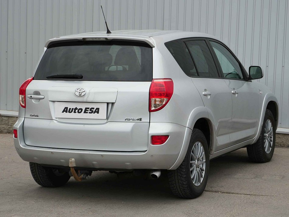 Toyota RAV4 2.2 D-CAT  4x4