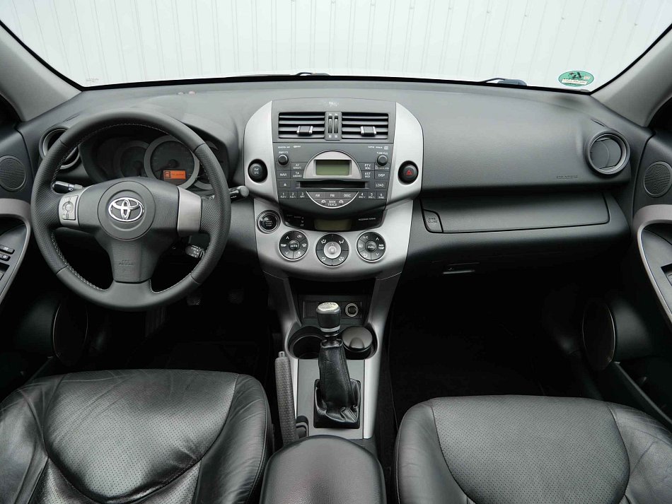 Toyota RAV4 2.2 D-CAT  4x4