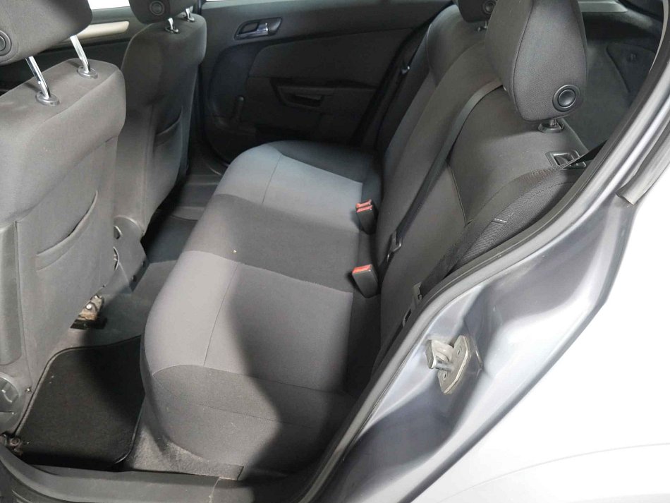 Opel Astra 1.7 CDTI 