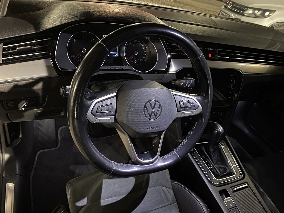 Volkswagen Passat 2.0TDi Elegance