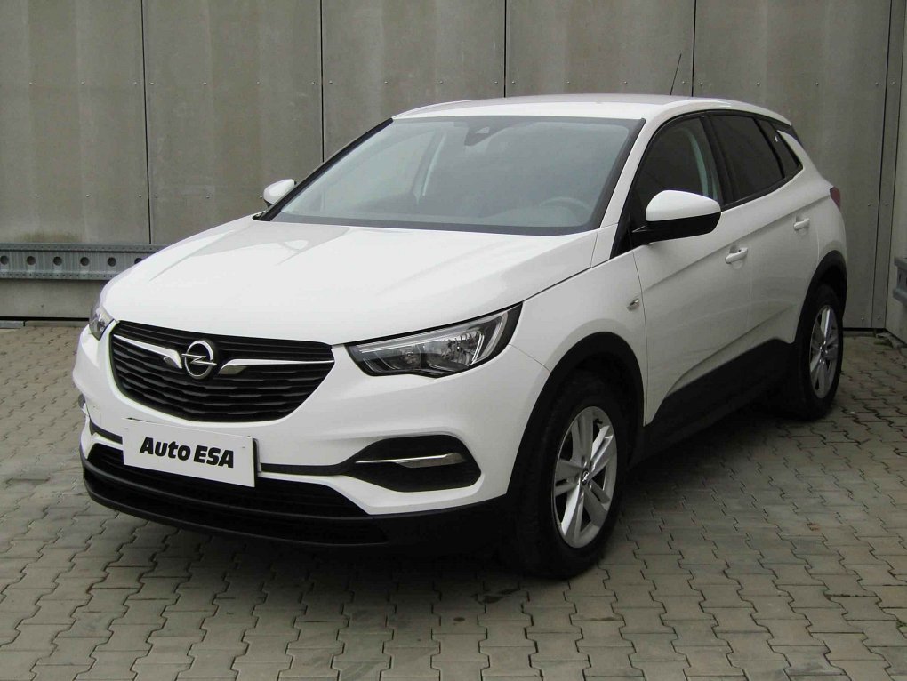 Opel Grandland X 1.2 PT Edition