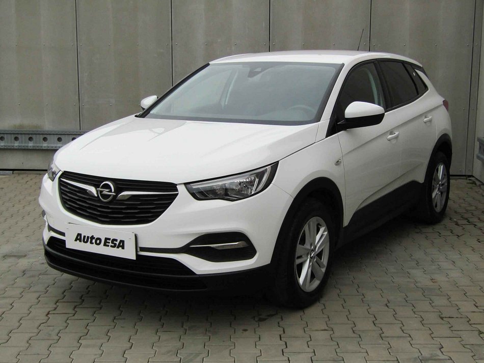 Opel Grandland X 1.2 PT Edition