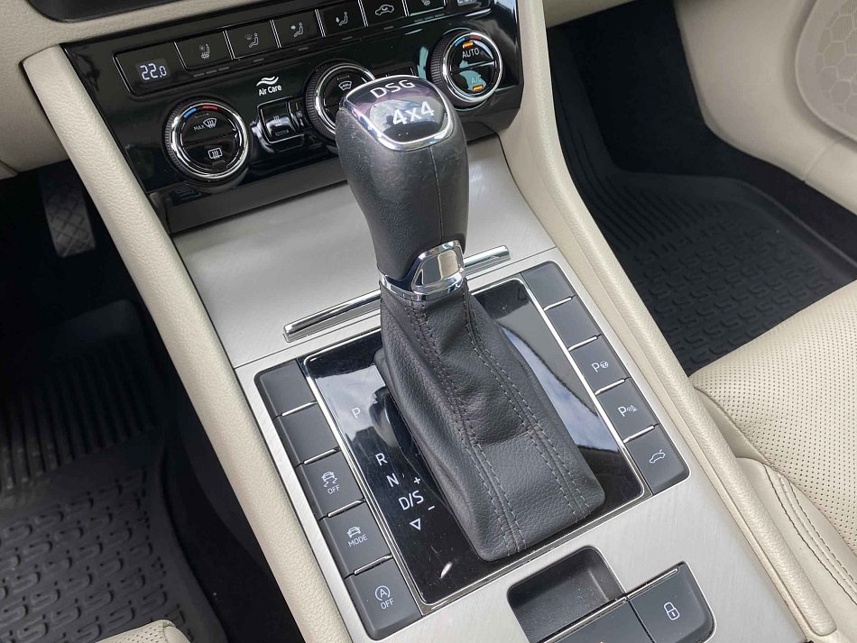 Škoda Superb III 2.0 TSi L&K 4x4