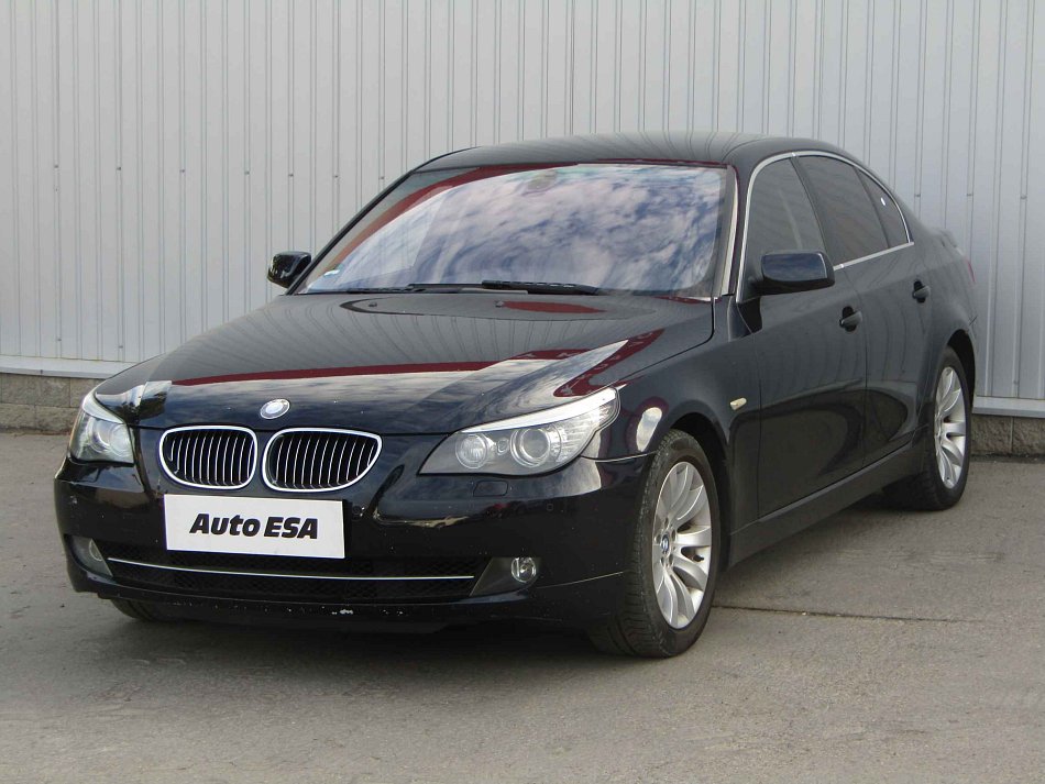 BMW Řada 5 3.0  525i
