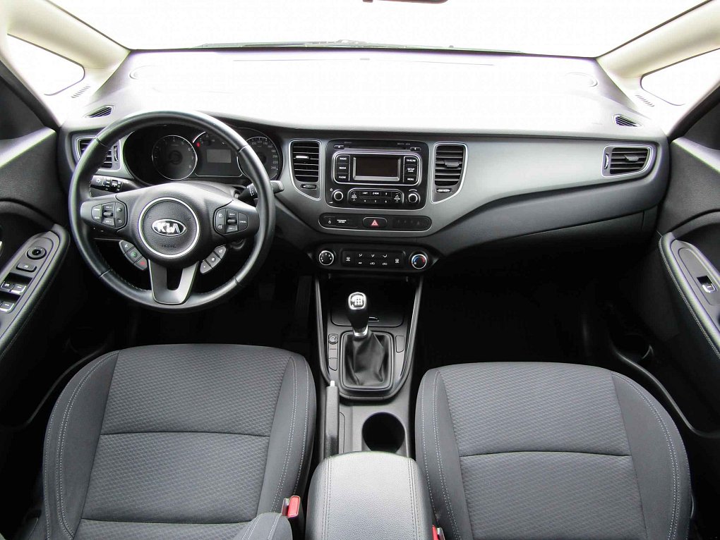 Kia Carens 1.6i 