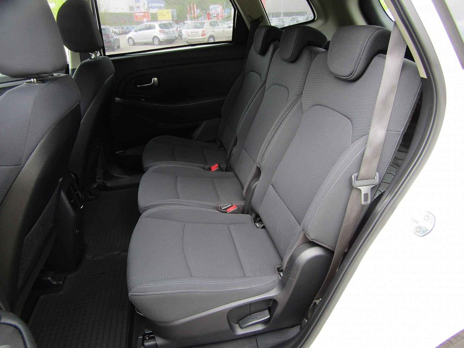 Kia Carens 1.6i 