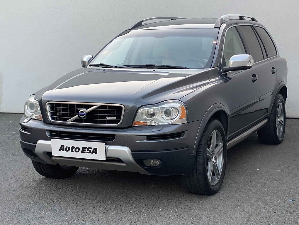 Volvo XC90 2.4 D5 R-design 4X4 7míst