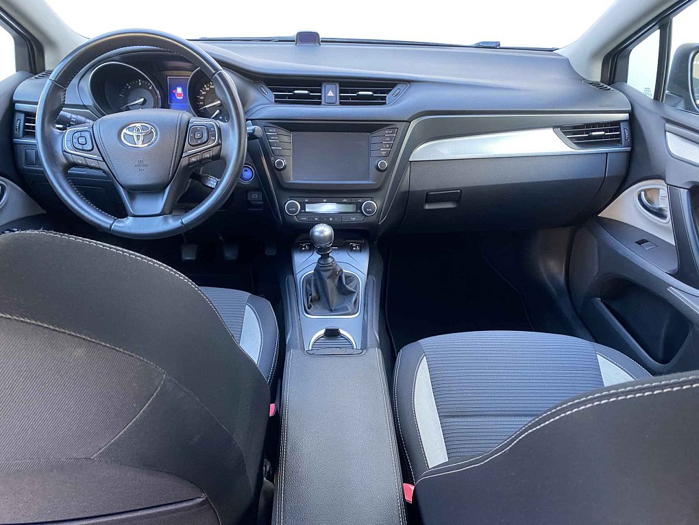 Toyota Avensis 2.0D-4D Active