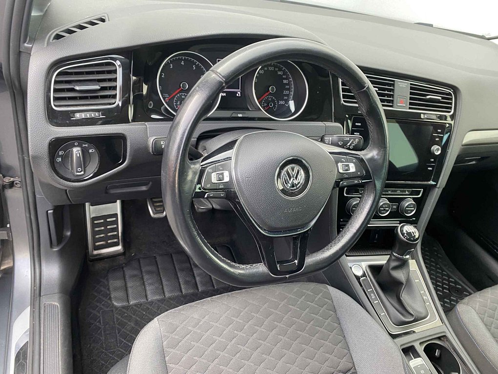 Volkswagen Golf 1.5 TSi Join