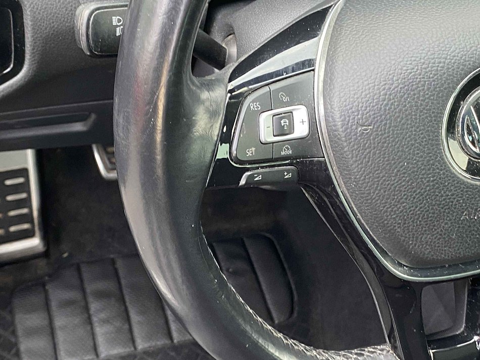 Volkswagen Golf 1.5 TSi Join